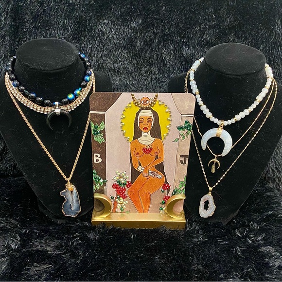 High Priestess🌙Crescent Moon Set - Picture 1 of 14